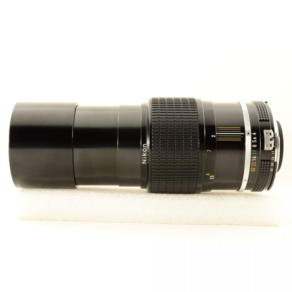 【中古】Nikon Ai NIKKOR 200mm f/4 望遠 単焦点 カメラレンズ 交換レンズ ニコン S/N:686770
