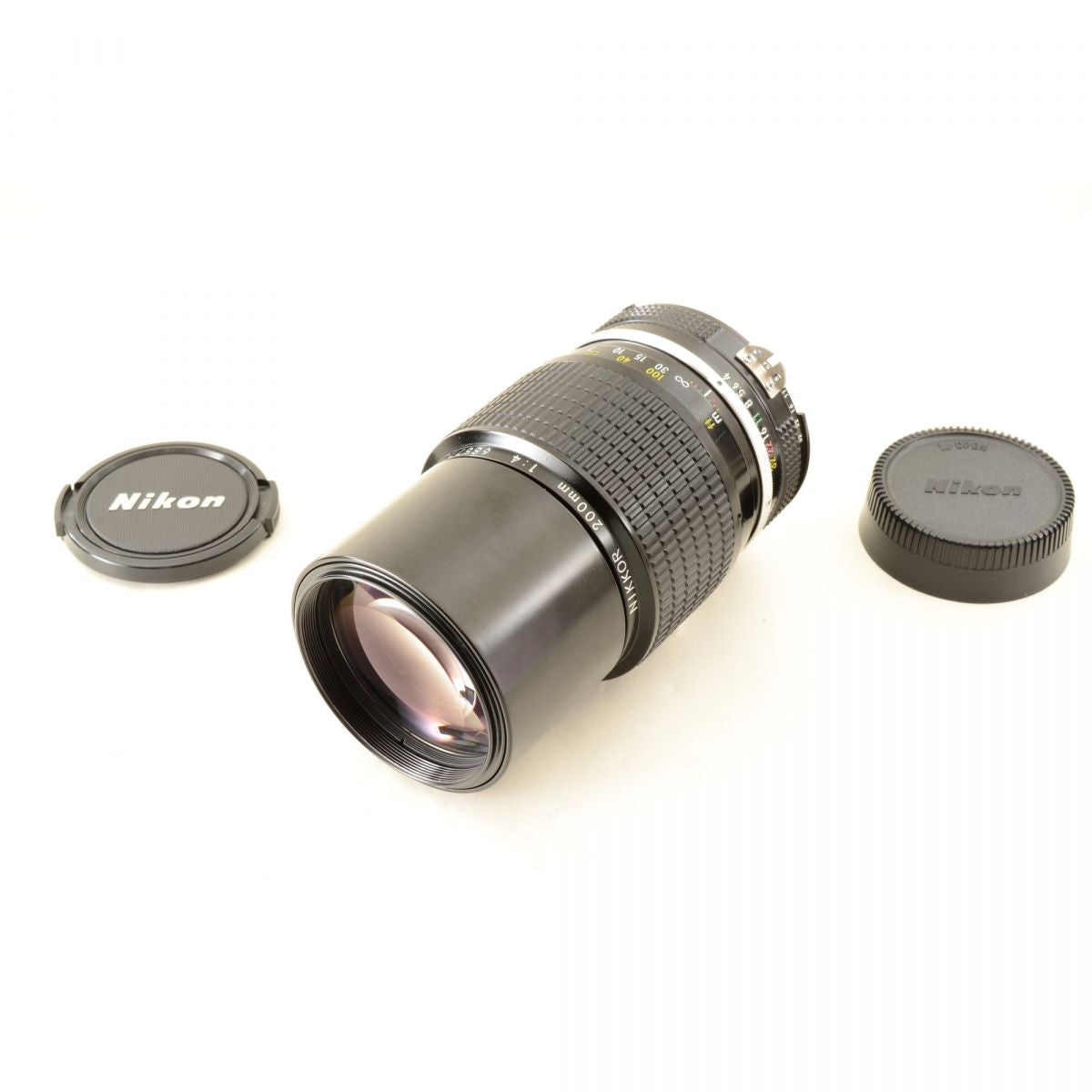【中古】Nikon Ai NIKKOR 200mm f/4 望遠 単焦点 カメラレンズ 交換レンズ ニコン S/N:686770