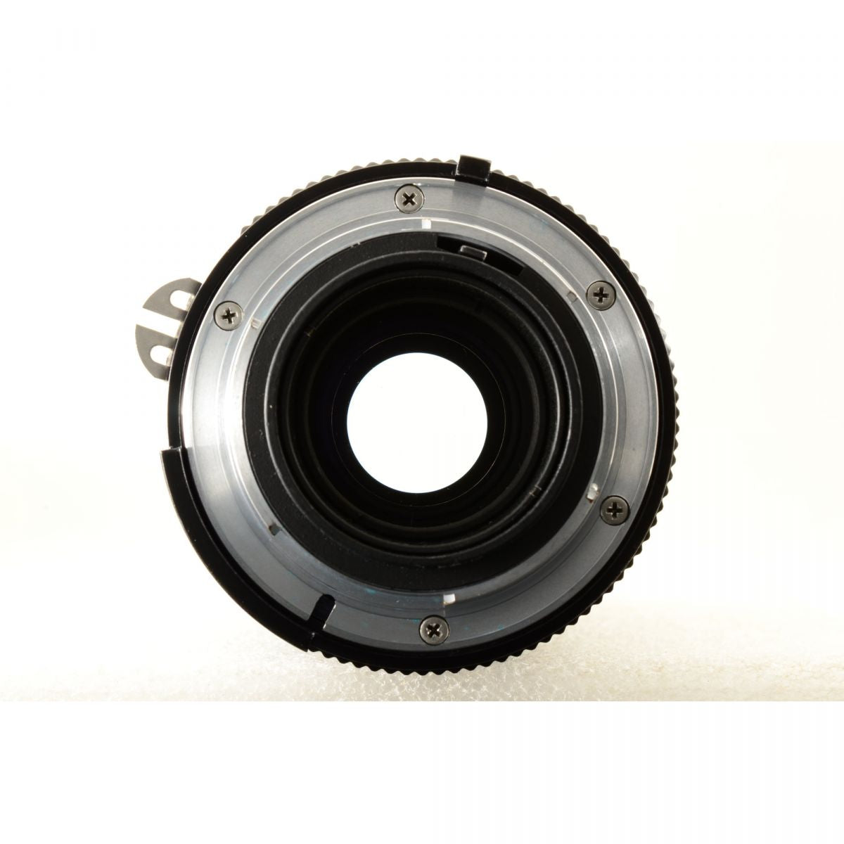 【中古】Nikon Ai NIKKOR 200mm f/4 望遠 単焦点 カメラレンズ 交換レンズ ニコン S/N:686770