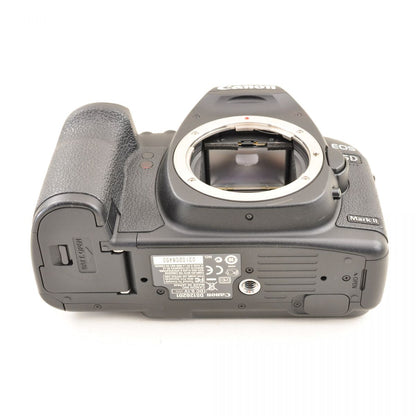 【中古】Canon EOS 5D Mark II ボディ 2110万画素 フルサイズ デジタル 一眼レフ カメラ キャノン