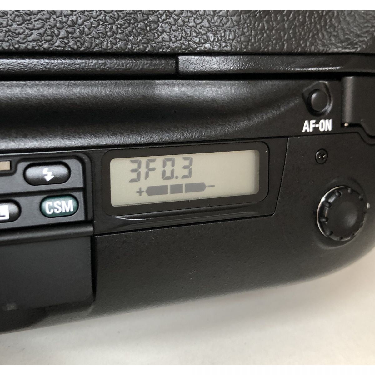 【中古】Nikon F5 ブラック 35mm 一眼レフ フィルムカメラ DP-30 AF NIKKOR 35-135mm F3.5-4.5 マクロ ズームレンズ セット ニコン S/N:3167762
