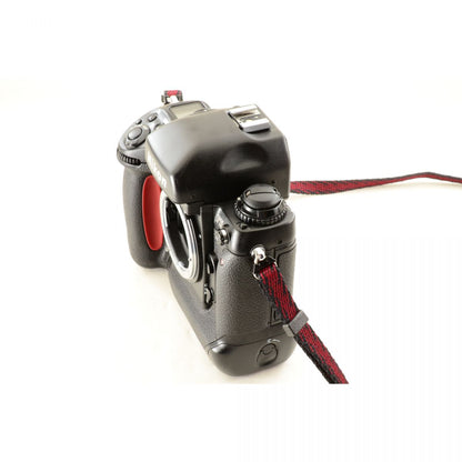 【中古】Nikon F5 ブラック 35mm 一眼レフ フィルムカメラ DP-30 AF NIKKOR 35-135mm F3.5-4.5 マクロ ズームレンズ セット ニコン S/N:3167762