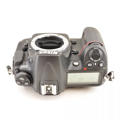 Nikon D300 12.3MP Digital SLR Camera /AF 28-80mm Lens Near Mint+5 1310shot #4866