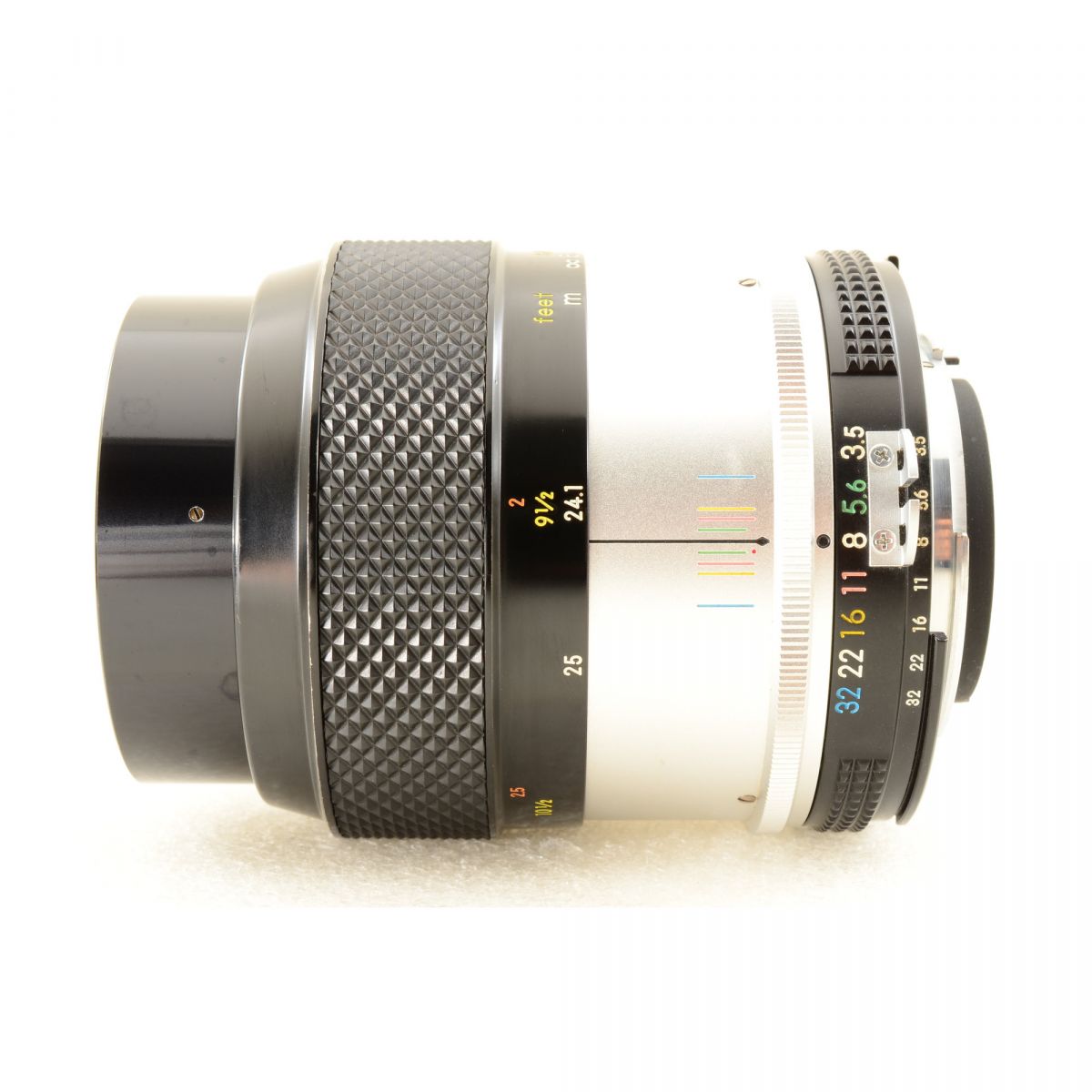 【中古】Nikon F3/T HP チタンブラック 35mm フィルムカメラ + Micro-NIKKOR-P Auto 55mm f/3.5 非Ai マクロ 単焦点レンズ ニコン S/N: 8512365