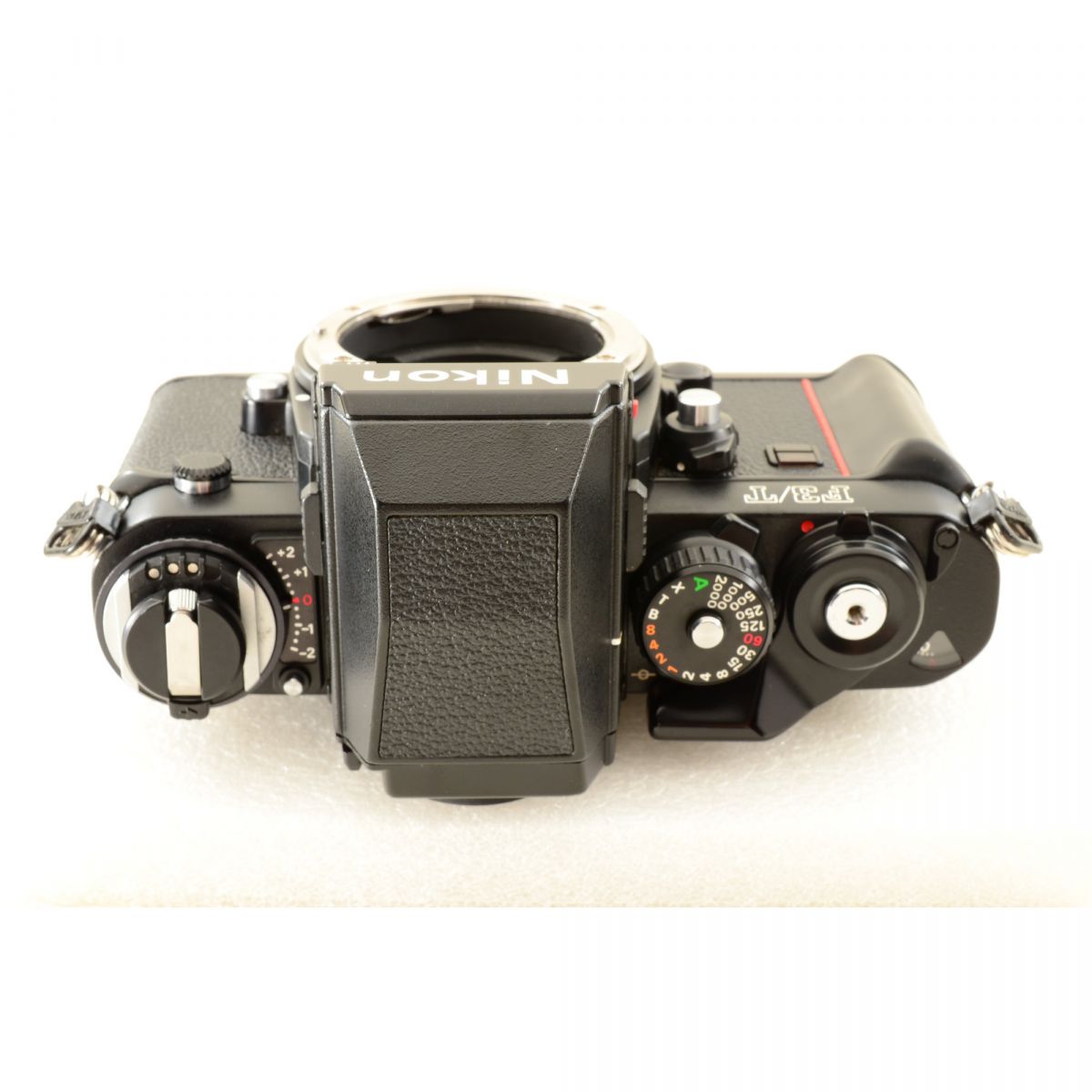 【中古】Nikon F3/T HP チタンブラック 35mm フィルムカメラ + Micro-NIKKOR-P Auto 55mm f/3.5 非Ai マクロ 単焦点レンズ ニコン S/N: 8512365