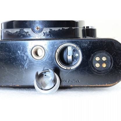 【中古】Nikon FE2 ブラック フィルムカメラ Ai-S 35-70mm f/3.3-4.5 ズームレンズセット 一眼レフ ニコン S/N:2321575