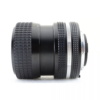 【中古】Nikon FE2 ブラック フィルムカメラ Ai-S 35-70mm f/3.3-4.5 ズームレンズセット 一眼レフ ニコン S/N:2321575
