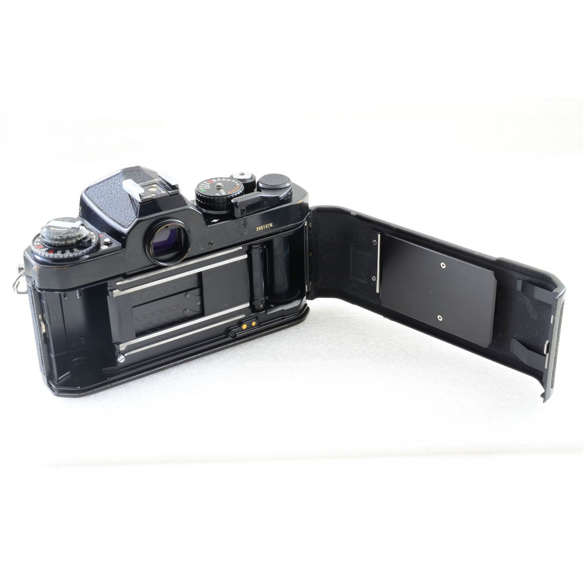 【中古】Nikon FE2 ブラック フィルムカメラ Ai-S 35-70mm f/3.3-4.5 ズームレンズセット 一眼レフ ニコン S/N:2321575