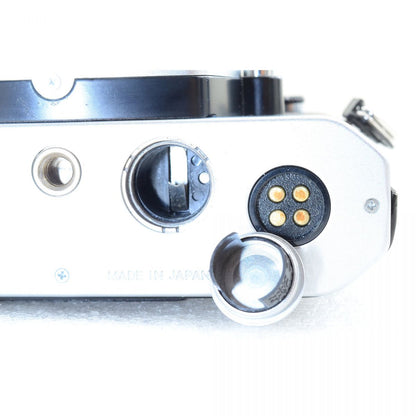 【中古】Nikon New FM2 シルバー 35mm フィルムカメラ FM2N ニコン S/N: 7846176
