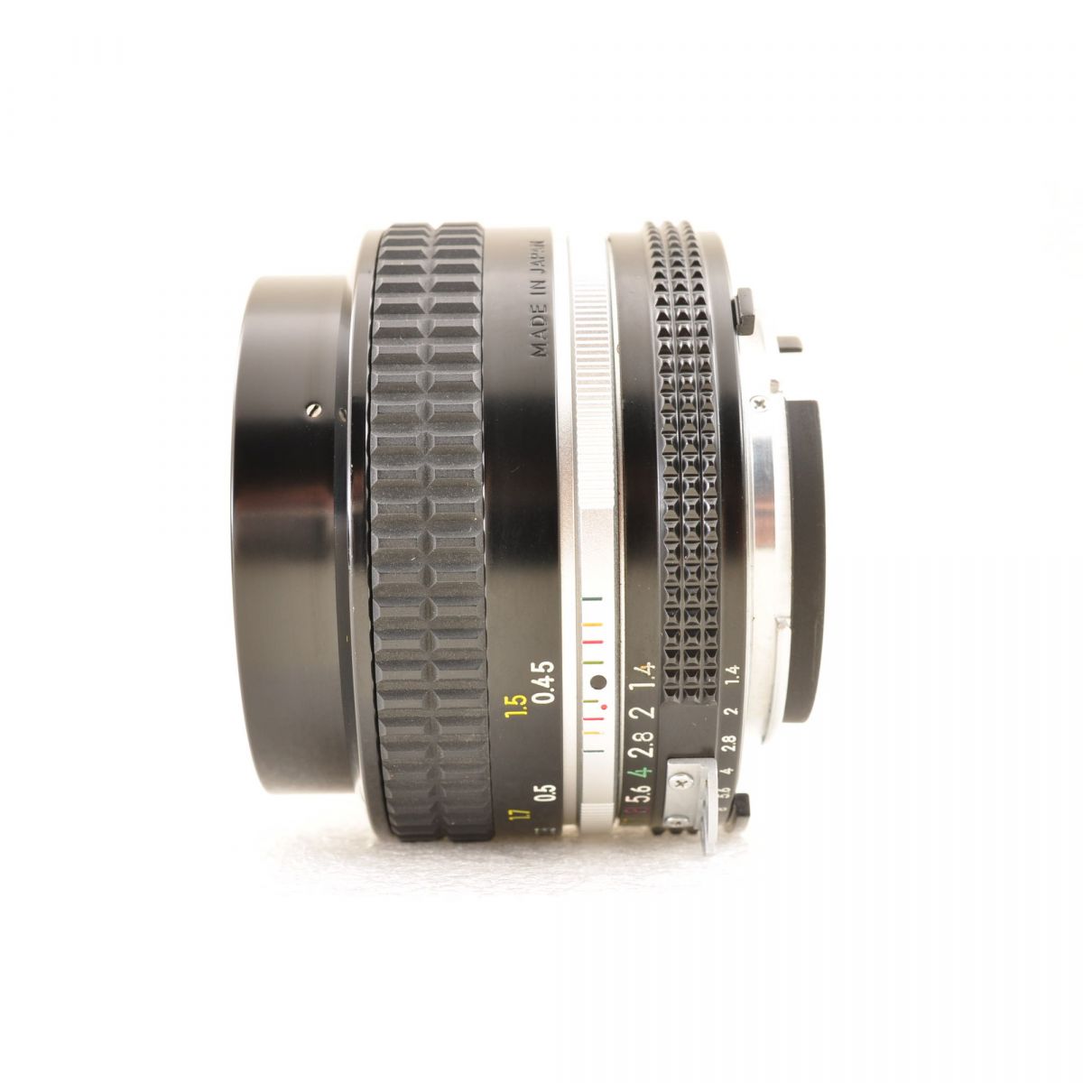 【中古】Nikon FE ブラック ボディ35mm 一眼レフカメラ+Nikon Ai Nikkor 50mm F1.4 単焦点レンズ