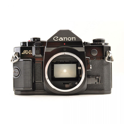 【中古】Canon A-1 ブラック NFD 50mm f1.4 フィルムカメラ 一眼レフ レンズセット 　