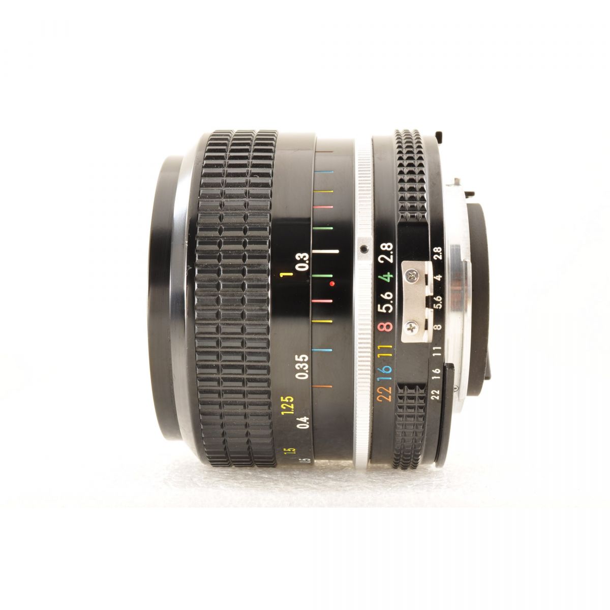 【中古】Nikon FM シルバー + Ai 24mm f/2.8 広角 単焦点 MFレンズセット