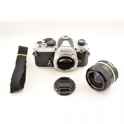 【中古】Nikon FM シルバー + Ai 24mm f/2.8 広角 単焦点 MFレンズセット
