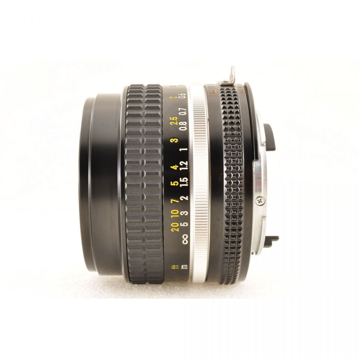 【中古】 【 Nikon AI-S NIKKOR 50mm f/1.4 MF単焦点レンズ, フード 】 Nikon 中古 NIKON レンズ nikkor 50mm f1.4 カメラレンズ