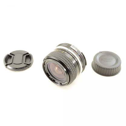 【中古】Nikon NIKKOR Ai 28mm f/3.5 広角 単焦点レンズ ニコン S/N: 1794472