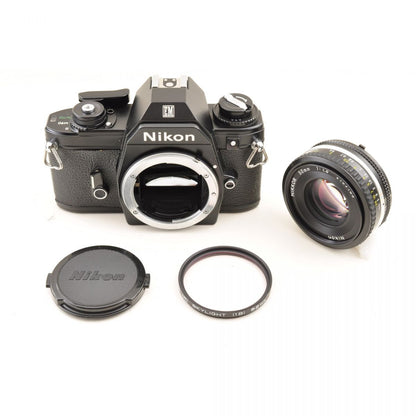 【中古】Nikon EM ブラック 35mm フィルム一眼レフカメラ+ニコン Ai-S 50mm f/1.8 パンケーキレンズセット