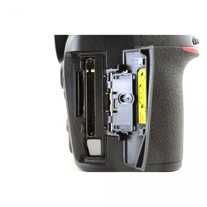 【中古】Nikon D800 36.3MP 一眼レフ デジタルカメラ 元箱付き ニコン S/N:2036956