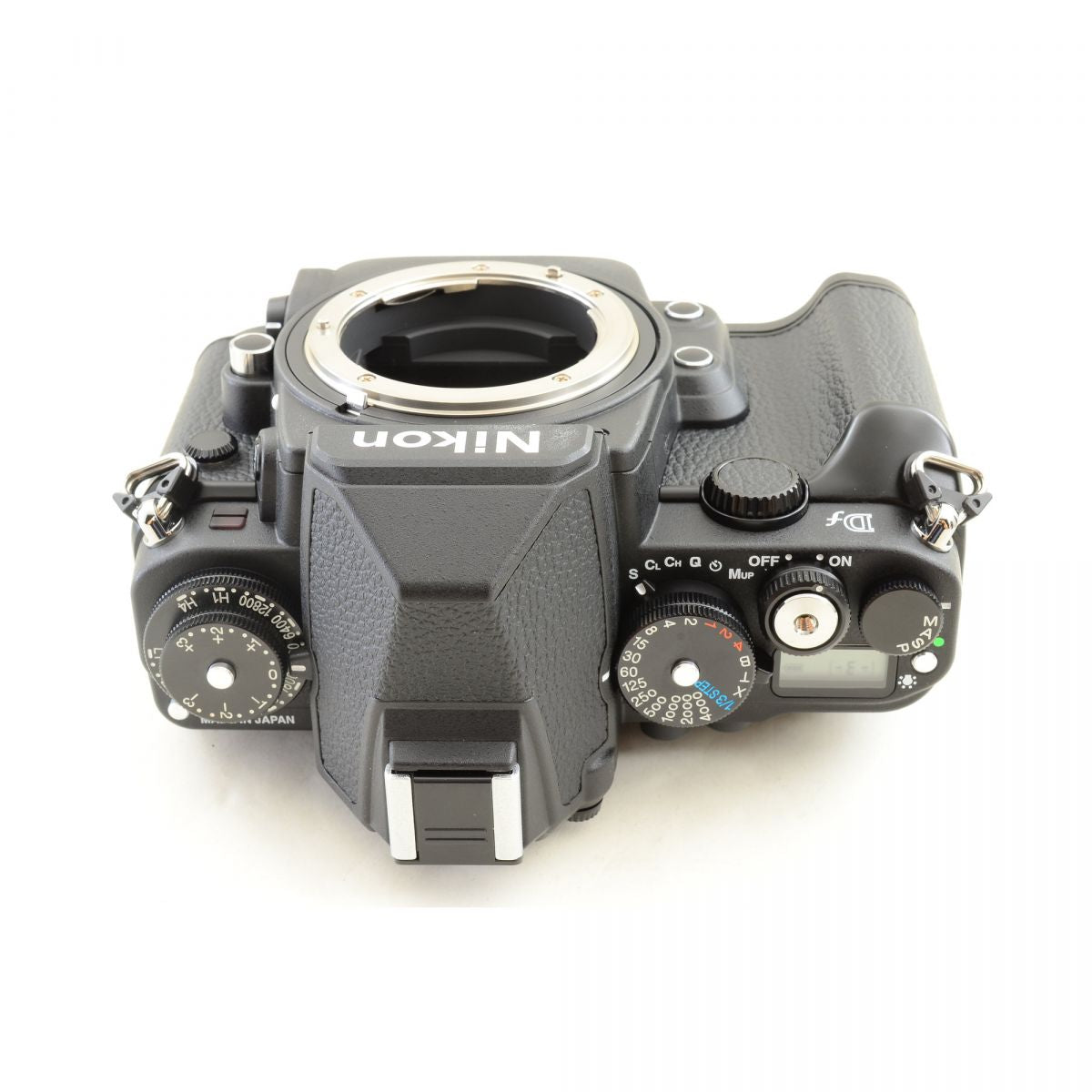 【中古】Nikon Df 16.2MP ブラック 一眼レフ デジタルカメラ ニコン S/N:2031223