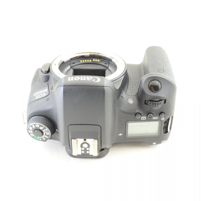 【中古】Canon EOS 8000D 24.2MP 一眼レフ デジタルカメラ EF-S 18-55mm f/3.5-5.6 IS STM ズームレンズセット キヤノン S/N:41032010847