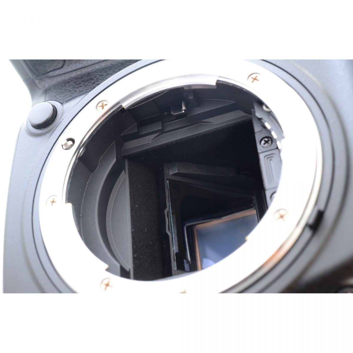 【中古】Nikon D7200 24.2MP デジタル 一眼レフ カメラ ボディ 元箱付 ニコン S/N: 2005305