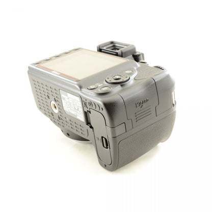 【中古】Nikon D3300 24.2MP ブラック AF-S 18-55mm II 55-200mm VR ダブルズームキット ニコン S/N: 2004643
