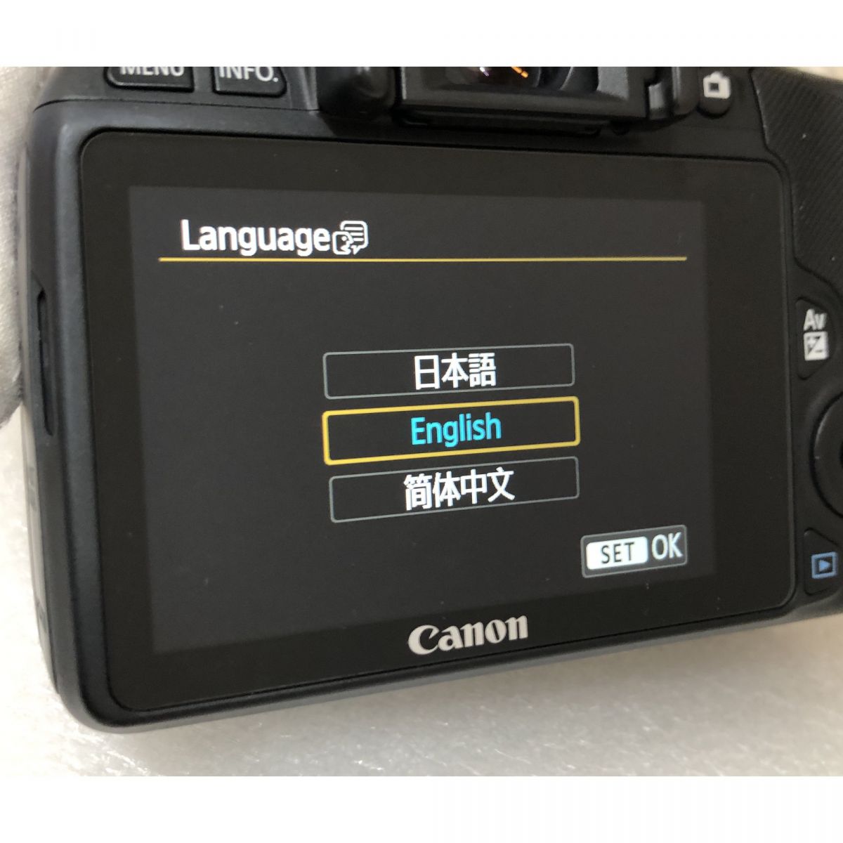 【中古】Canon EOS Kiss X7 デジタル一眼レフ EF-S 18-55mm f/3.5-5.6 IS STM ズームレンズセット キヤノン S/N:261073012387