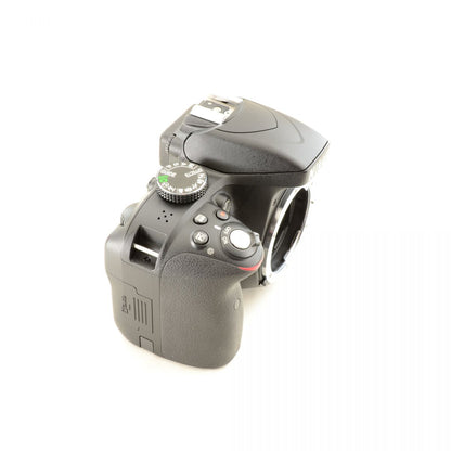 【中古】Nikon D3300 24.2MP ブラック AF-S 18-55mm II 55-200mm VR ダブルズームキット ニコン S/N: 2004643