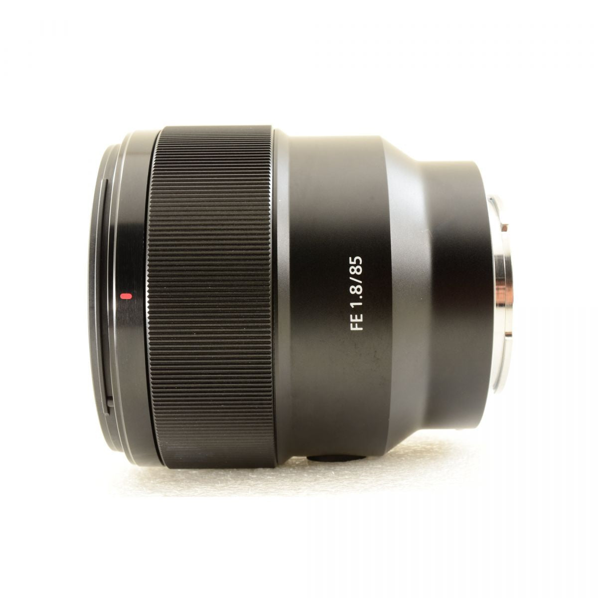 【中古】Sony FE 85mm F1.8 SEL85F18 フルサイズ 単焦点 カメラレンズ 交換レンズ フード付き ソニー S/N:3131862
