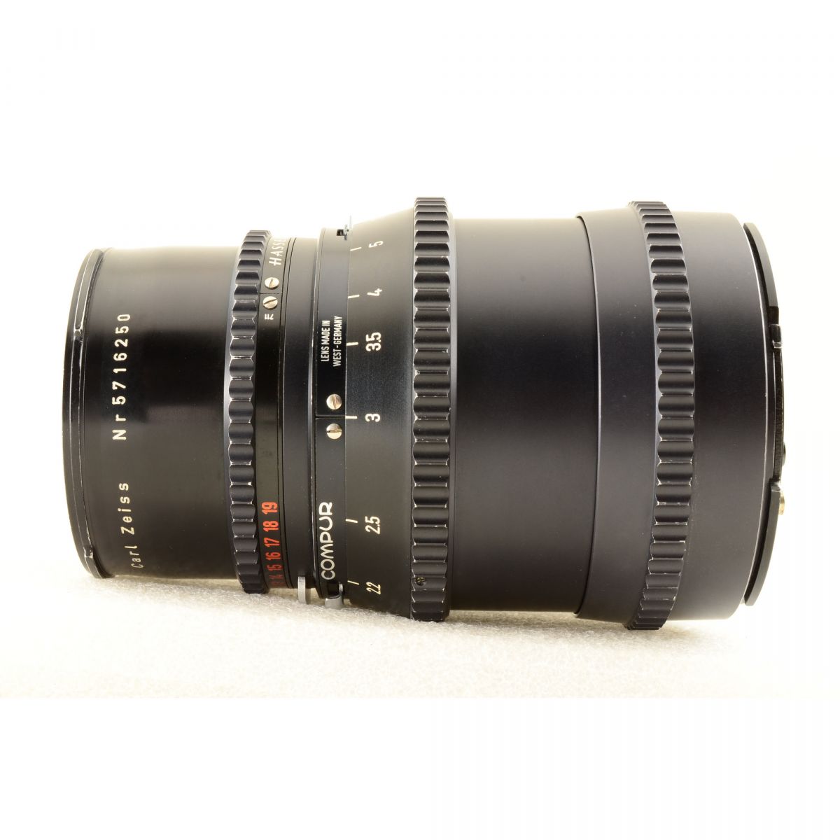 【中古】Hasselblad Carl Zeiss Sonnar T* 150mm f/4 C ブラック 中望遠 単焦点レンズ ハッセルブラッド S/N: 5716250