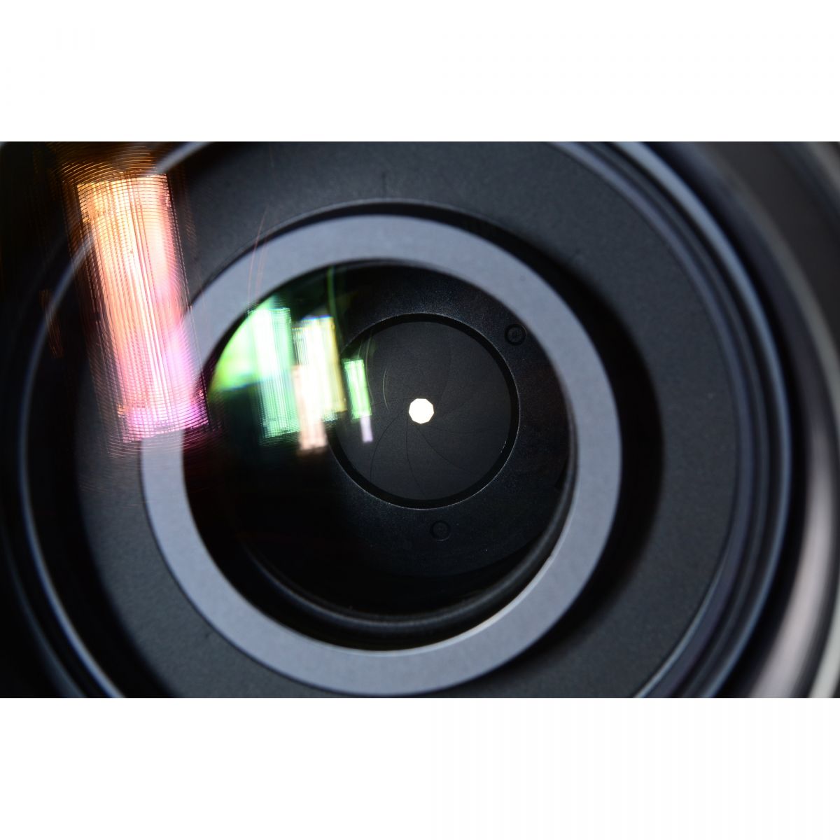 【中古】Nikon AF-S Zoom Nikkor 70-300mm f/4.5-5.6 G ED IF VR フード付き 望遠 ズーム カメラレンズ 交換レンズ ニコン NIKKORシリーズ S/N:2290428