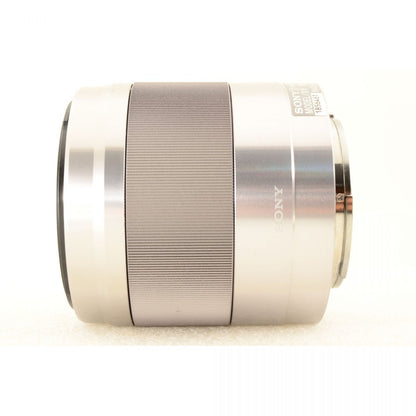 【中古】SONY E 50mm f/1.8 OSS SEL50F18 シルバー 中望遠 単焦点 カメラレンズ 交換レンズ ソニー S/N:1856461