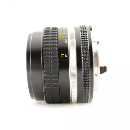 【中古】Nikon Ai-S NIKKOR 50mm f/1.4 元箱付き 標準 単焦点 カメラレンズ 交換レンズ ニコン NIKKORシリーズ S/N:5247516