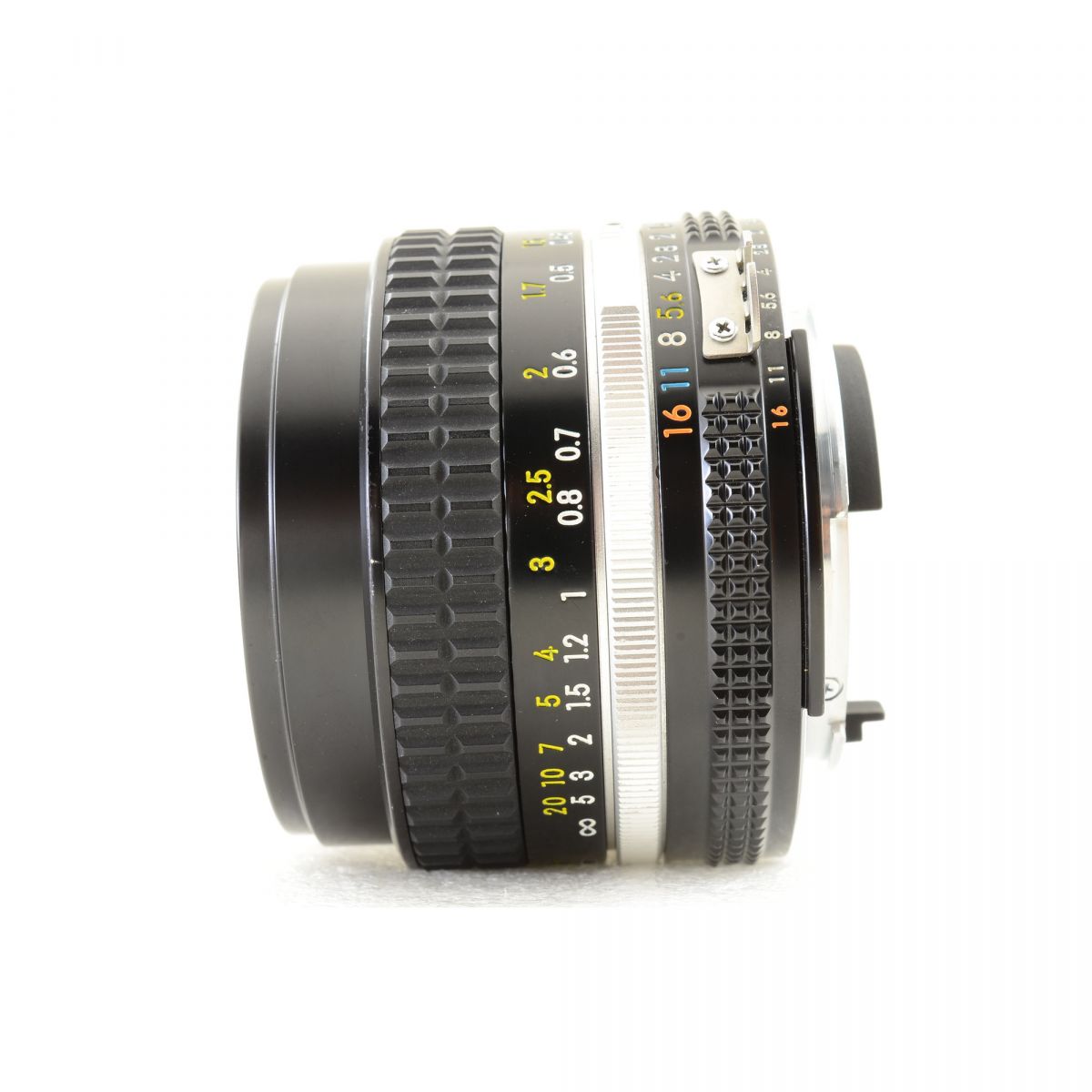 【中古】Nikon Ai-S NIKKOR 50mm f/1.4 元箱付き 標準 単焦点 カメラレンズ 交換レンズ ニコン NIKKORシリーズ S/N:5247516