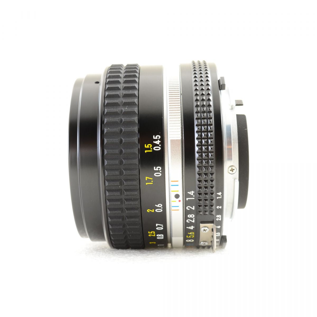 【中古】Nikon Ai-S NIKKOR 50mm f/1.4 標準 単焦点レンズ マニュアルフォーカス ニコン S/N: 5801352