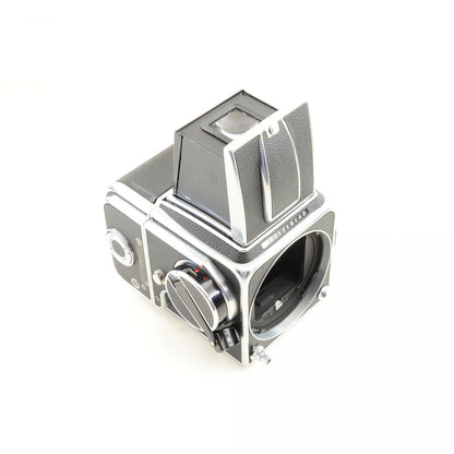 【中古】Hasselblad 500C/M 中判カメラ Planar C 80mm f2.8 T* レンズ マガジンType I ハッセルブラッド 単焦点 S/N: UE1233097