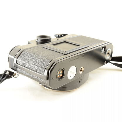 【中古】Nikon FE2 シルバー Ai NIKKOR 35mm f/2 単焦点レンズ付 フィルムカメラ ニコン S/N: 2552950