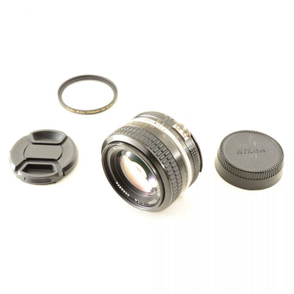 【中古】Nikon Ai NIKKOR 50mm f/1.4 標準 単焦点レンズ マニュアルフォーカス ニコン S/N: 4424576