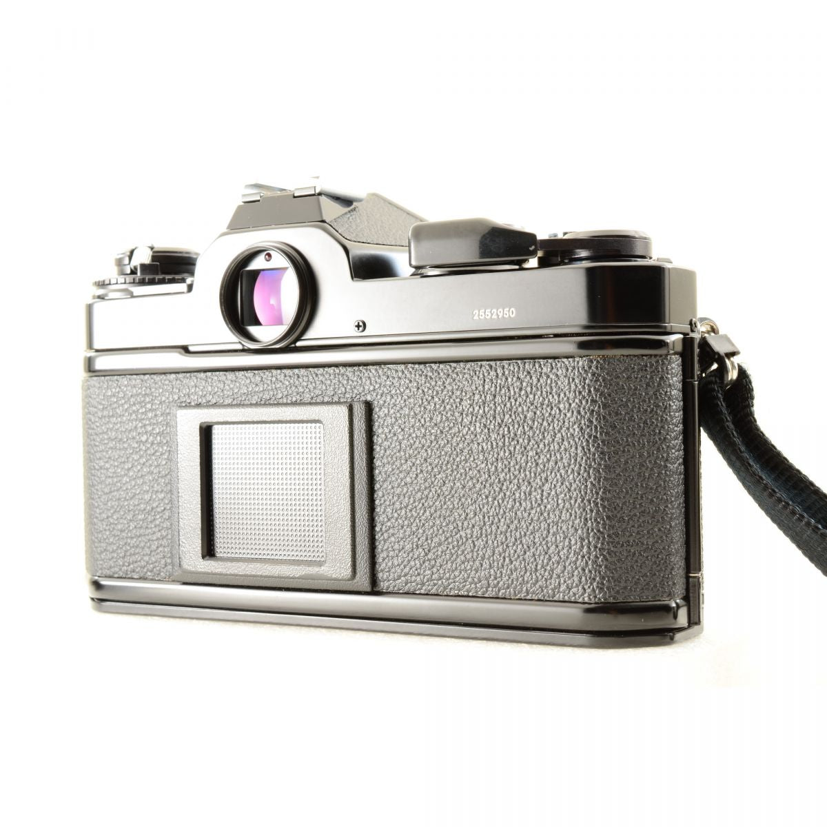 【中古】Nikon FE2 シルバー Ai NIKKOR 35mm f/2 単焦点レンズ付 フィルムカメラ ニコン S/N: 2552950