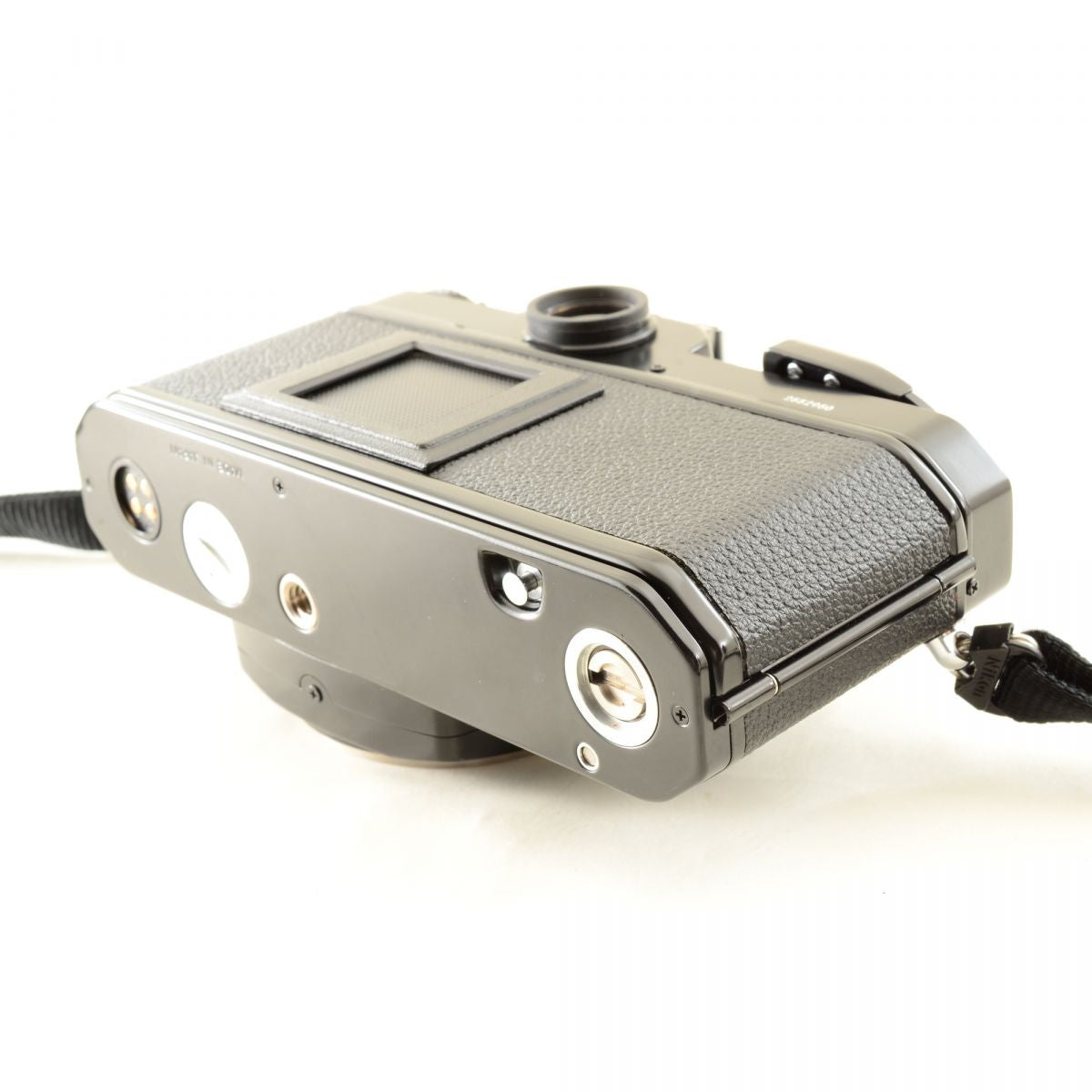 【中古】Nikon FE2 シルバー Ai NIKKOR 35mm f/2 単焦点レンズ付 フィルムカメラ ニコン S/N: 2552950