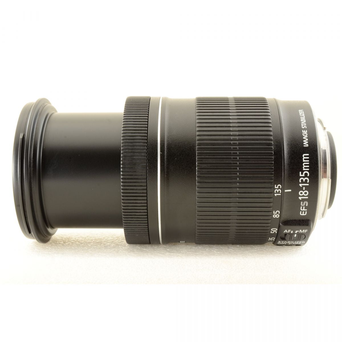 【中古】Canon EF-S 18-135mm f/3.5-5.6 IS 高倍率 ズームレンズ キャノン S/N: 1382502066