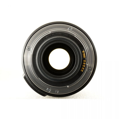【中古】Canon EF-S 18-135mm f/3.5-5.6 IS 高倍率 ズームレンズ キャノン S/N: 1382502066