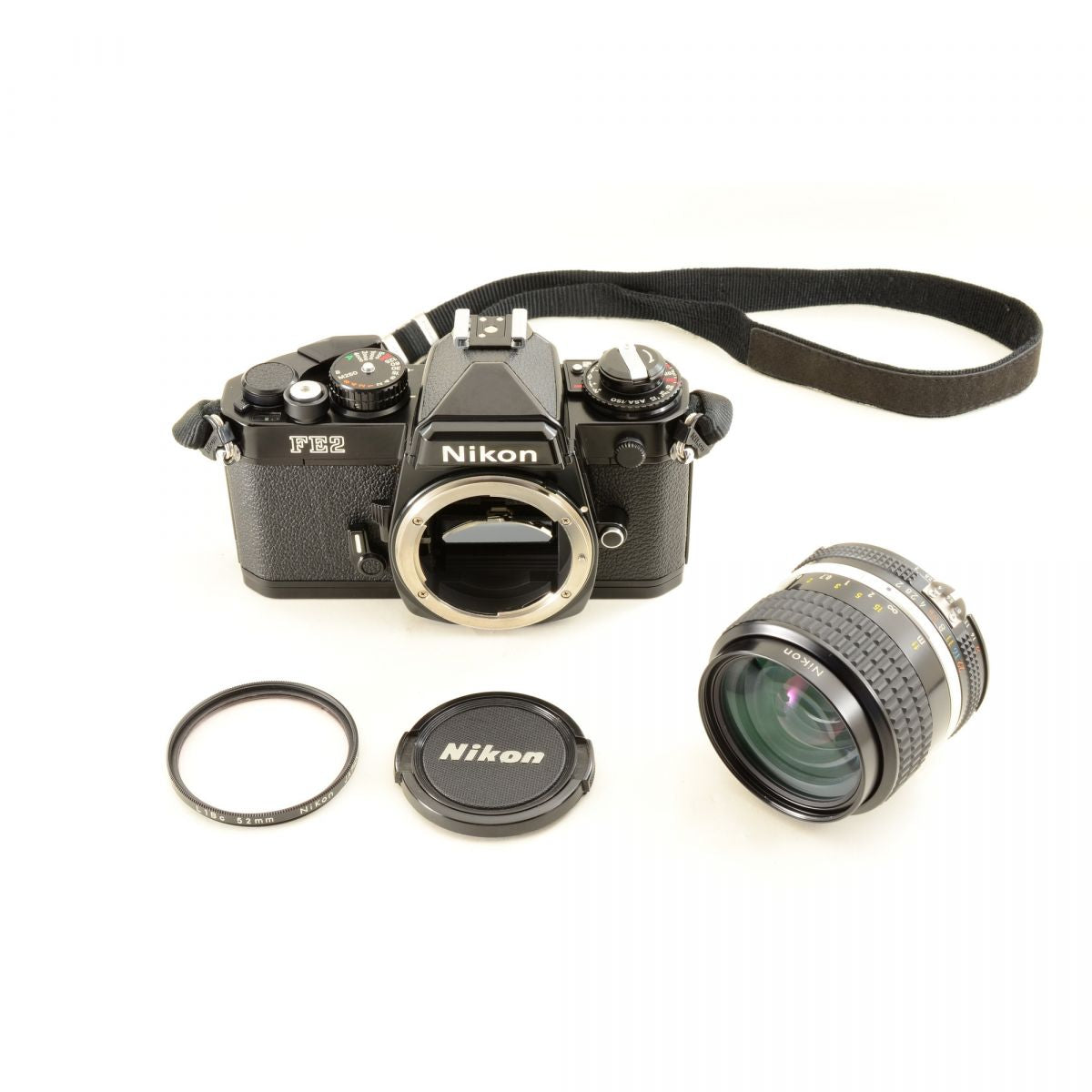 【中古】Nikon FE2 シルバー Ai NIKKOR 35mm f/2 単焦点レンズ付 フィルムカメラ ニコン S/N: 2552950