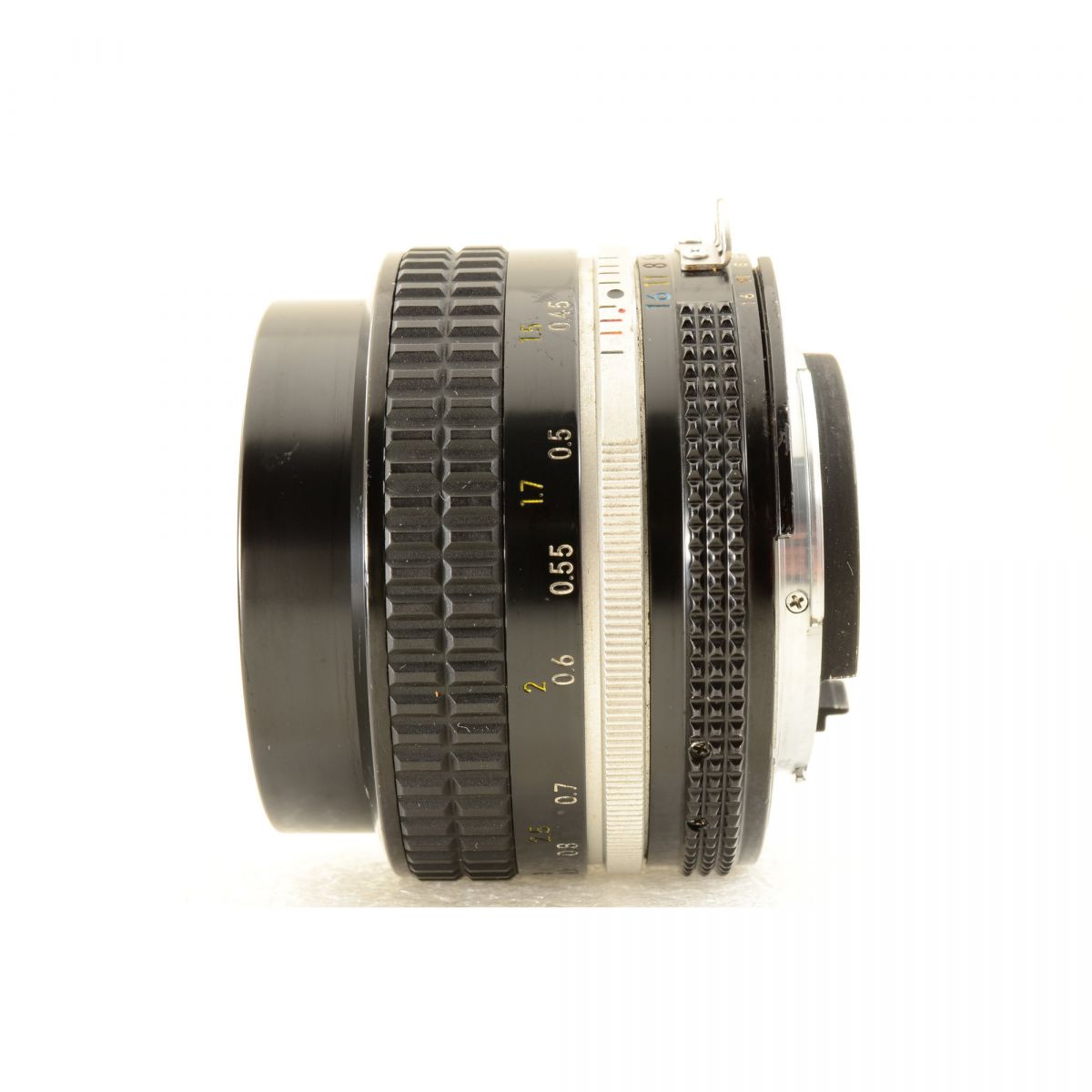 【中古】Nikon Ai NIKKOR 50mm f/1.4 標準 単焦点レンズ マニュアルフォーカス ニコン S/N: 4424576