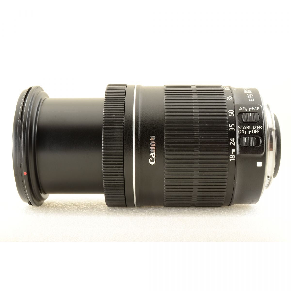 【中古】Canon EF-S 18-135mm f/3.5-5.6 IS 高倍率 ズームレンズ キャノン S/N: 1382502066