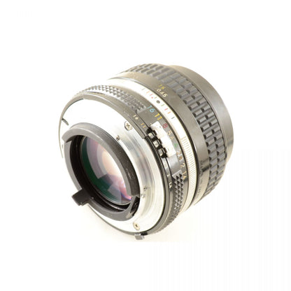 【中古】Nikon Ai NIKKOR 50mm f/1.4 標準 単焦点レンズ マニュアルフォーカス ニコン S/N: 4424576