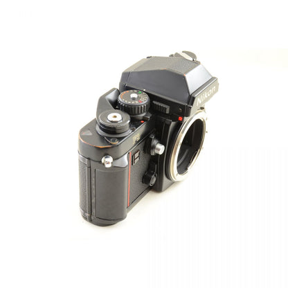 【中古】Nikon F3 アイレベル Ai NIKKOR 24mm f/2.8 広角 単焦点 フィルムカメラ 一眼レフ ニコン セット S/N:1240934
