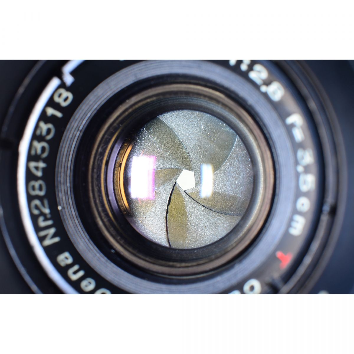 【中古】Carl Zeiss Jena Biogon 35mm f/2.8 T* 広角 単焦点レンズ コンタックスレンジファインダー用 S/N: 2843318