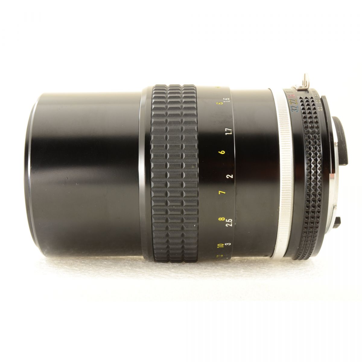 【中古】Nikon Ai NIKKOR 135mm f/3.5 中望遠 単焦点 カメラレンズ 交換レンズ ニコン S/N:233489