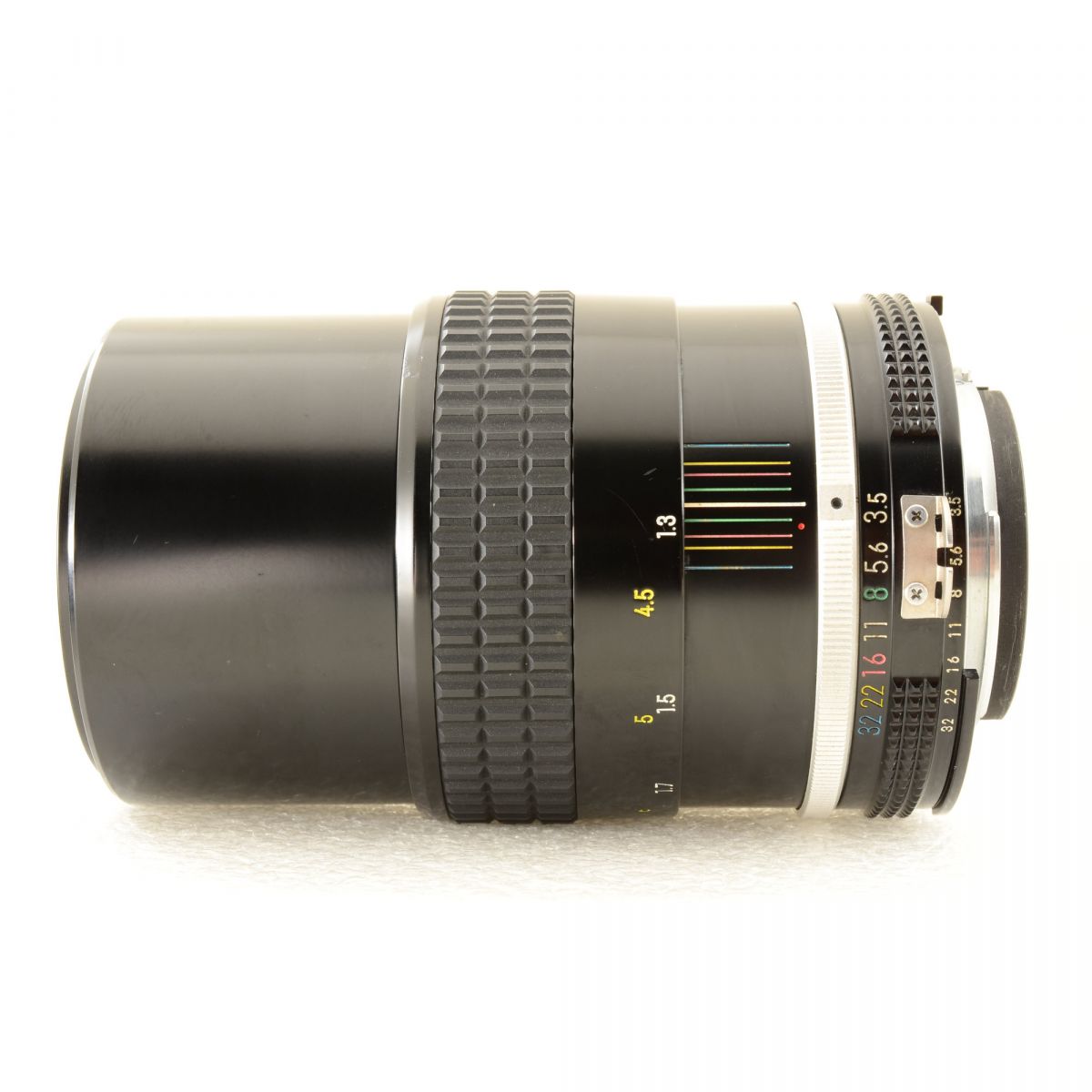 【中古】Nikon Ai NIKKOR 135mm f/3.5 中望遠 単焦点 カメラレンズ 交換レンズ ニコン S/N:233489