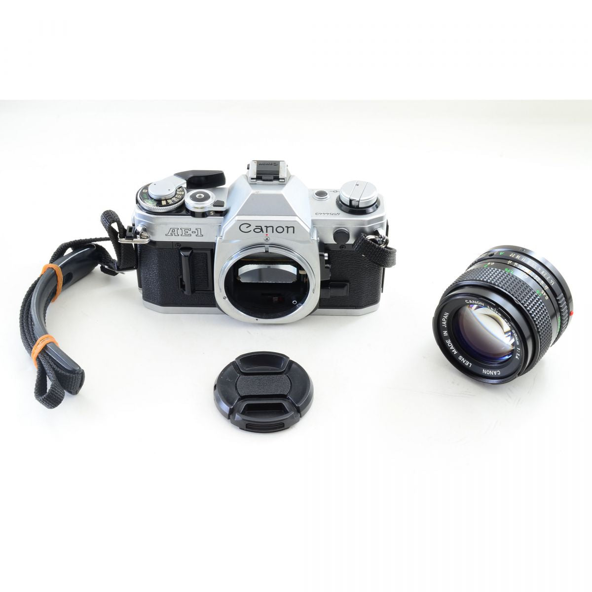 【中古】Canon AE-1 シルバー New FD 50mm f/1.4 標準 単焦点 フィルムカメラ 一眼レフ キヤノン セット S/N:4544443